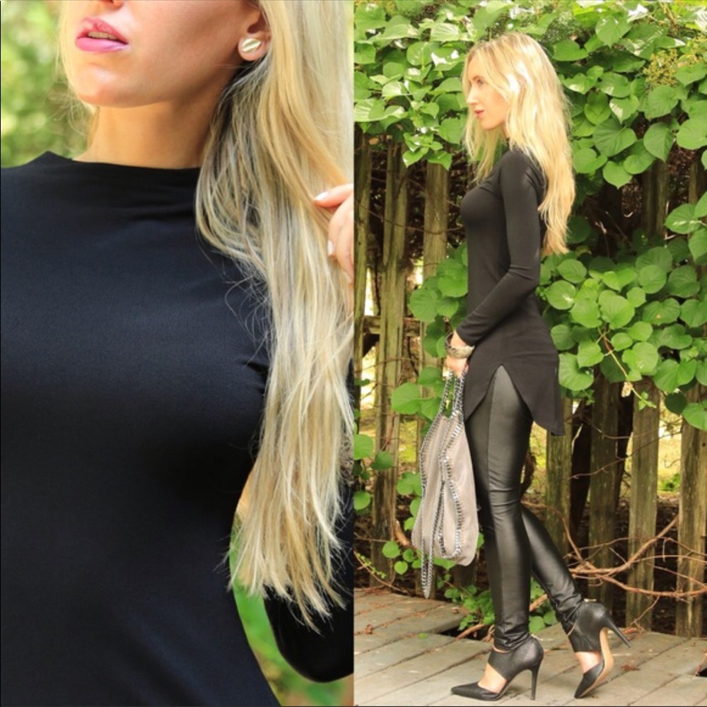 REPOSH! Black mock neck top